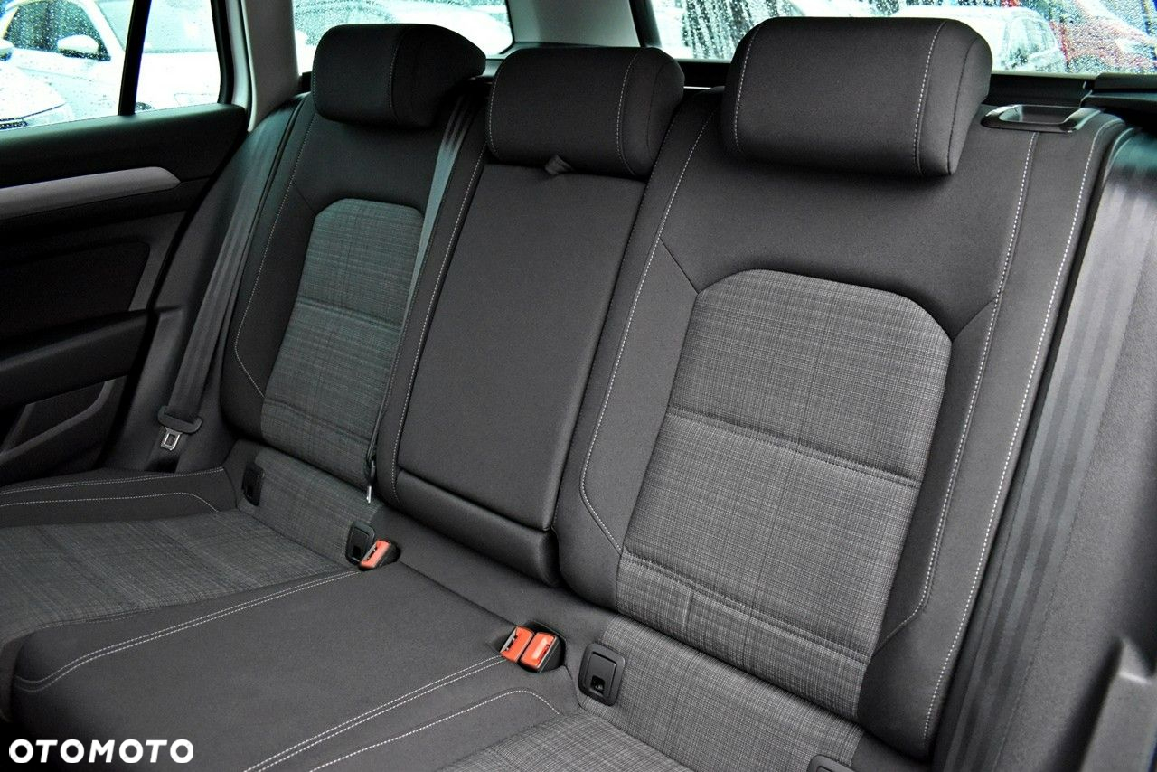 Volkswagen Passat 2.0 TDI EVO Business DSG - 13