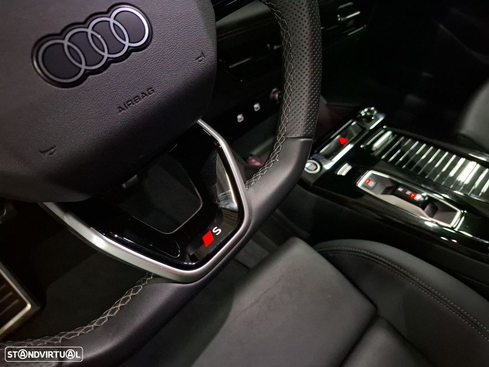 Audi Q6 e-tron - 25