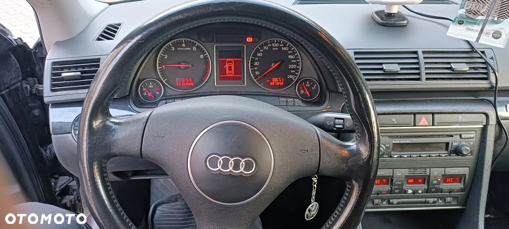 Audi A4 Limousine 2 - 7