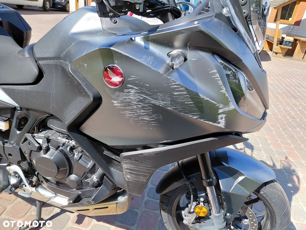 Honda NT - 9