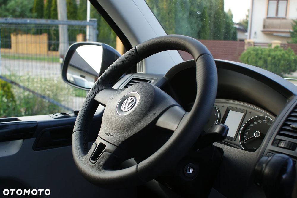 Volkswagen Transporter - 16
