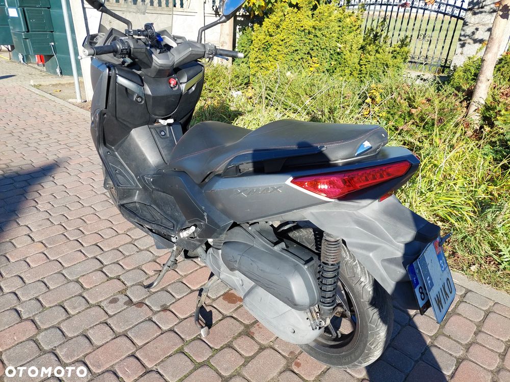 Yamaha X-max - 4
