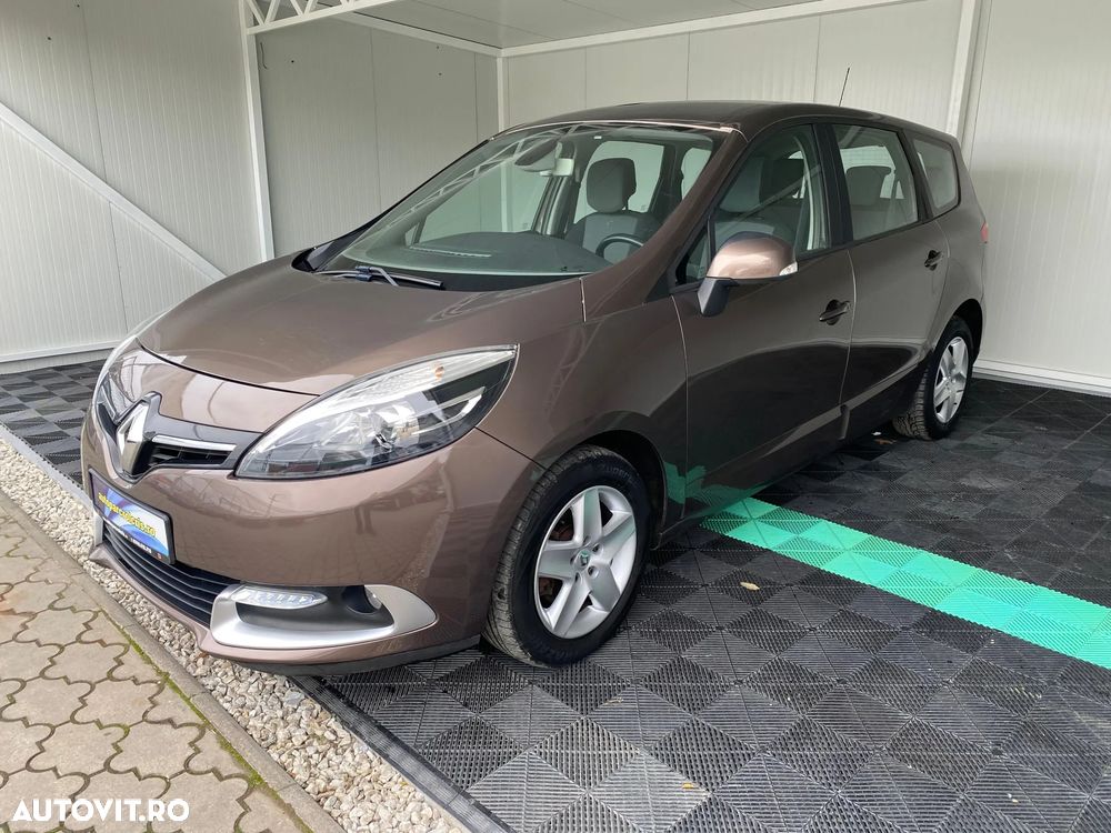 Renault Grand Scenic - 9