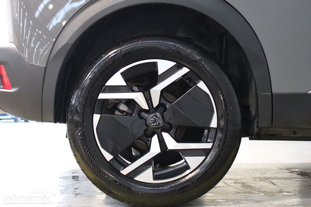 Peugeot 2008 1.2 PureTech Allure - 5