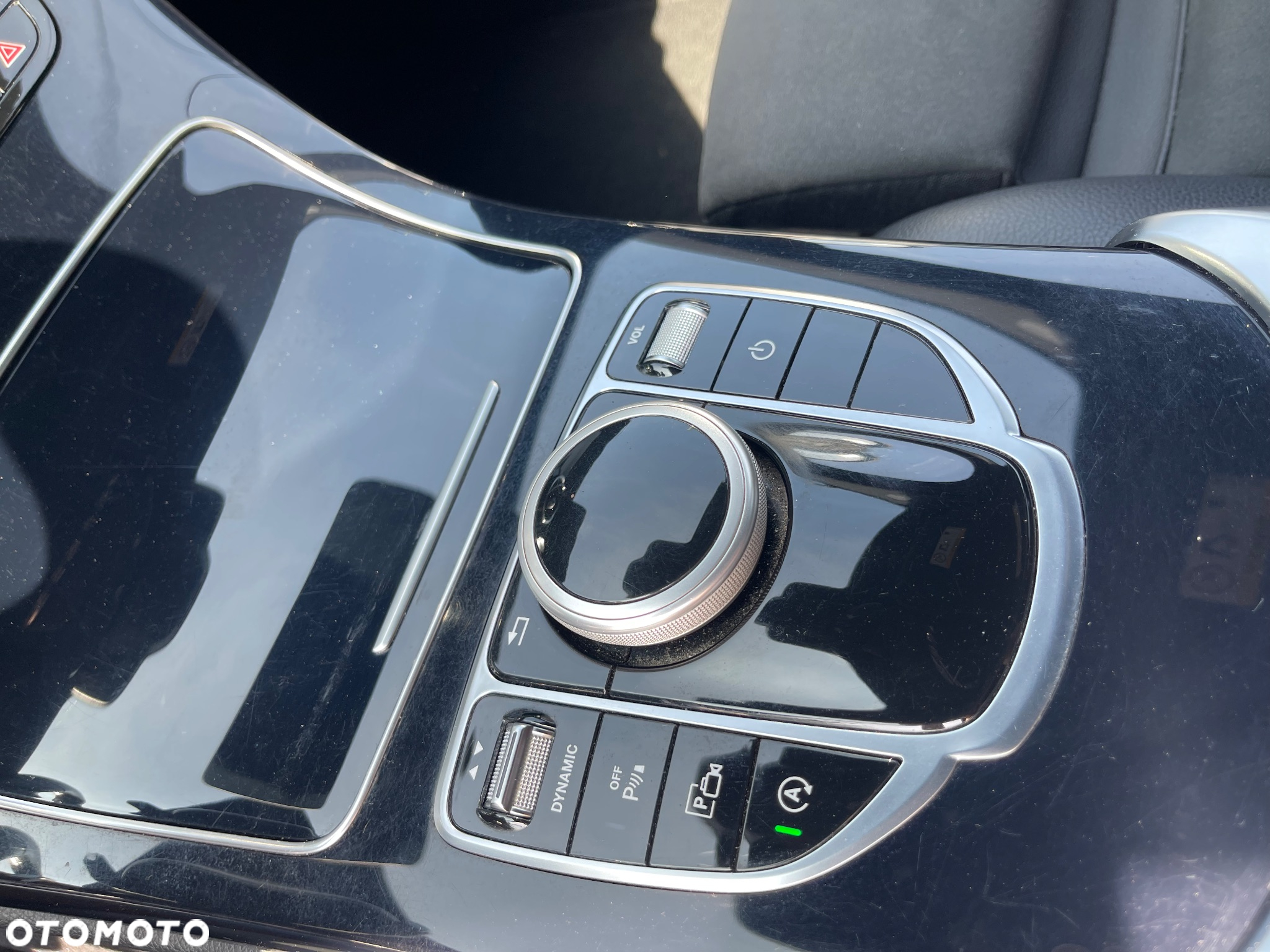 Mercedes-Benz Klasa C 220 d T 9G-TRONIC AMG Line - 26