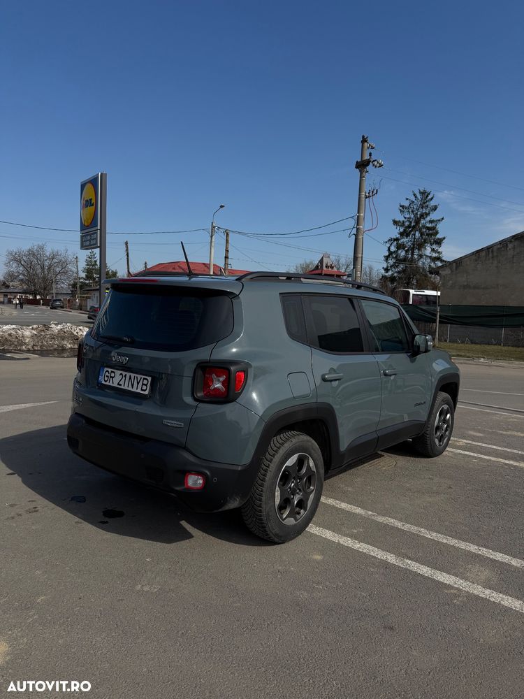 Jeep Renegade - 8