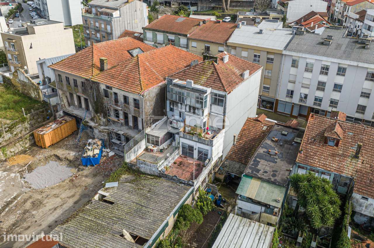 Prédio + Terreno com Projeto aprovado para Construção, Paranhos, Po... - Grande imagem: 3/26