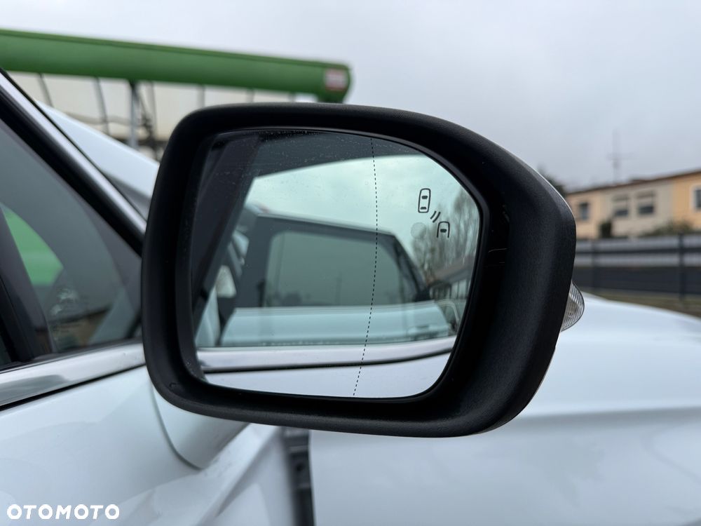 Ford Mondeo 2.0 EcoBlue Titanium - 16