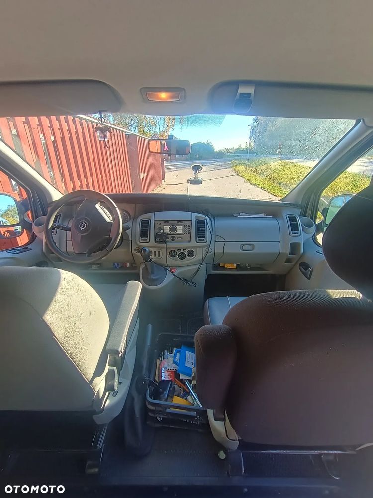Opel Vivaro - 13