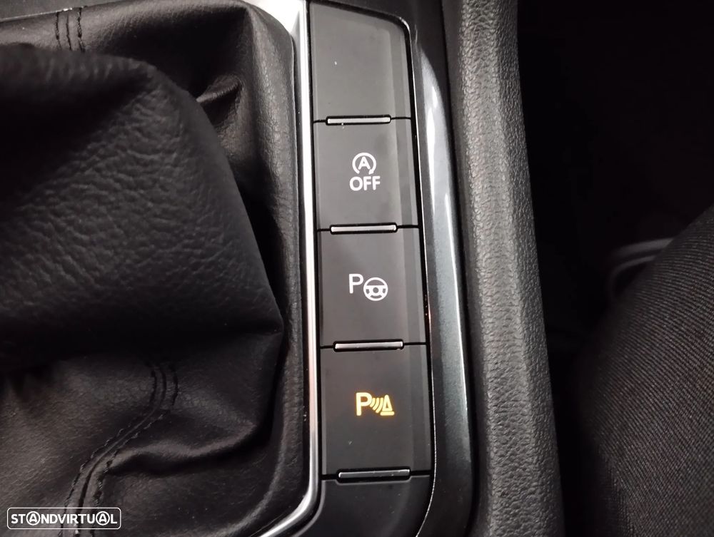 VW Tiguan 2.0 TDI Confortline - 31