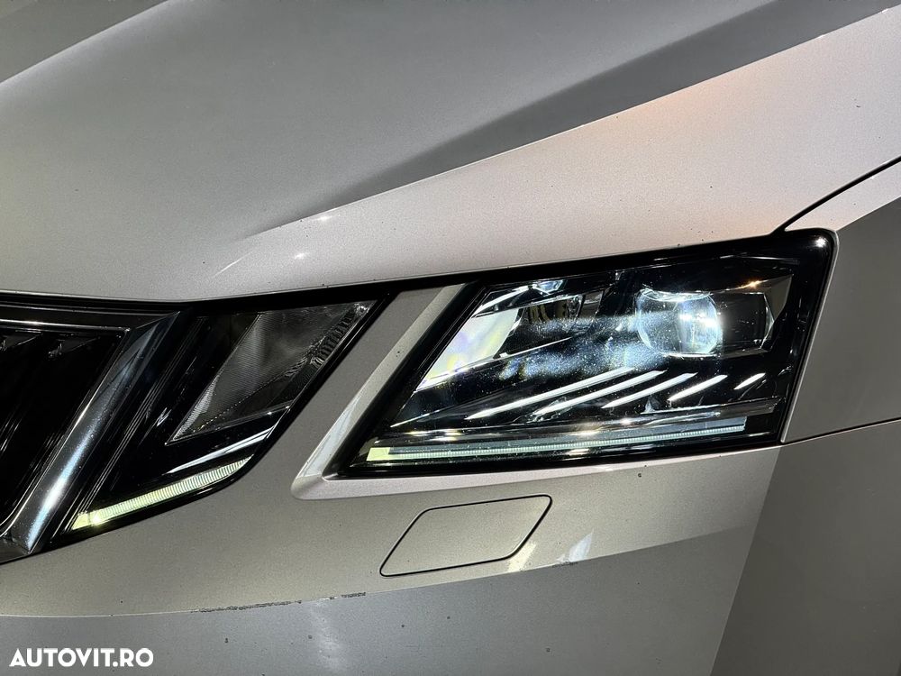 Skoda Octavia 1.6 TDI DSG Ambition - 33