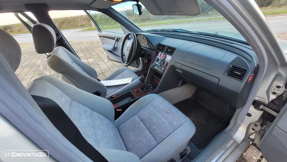 Mercedes-Benz C 200 D Classic - 13