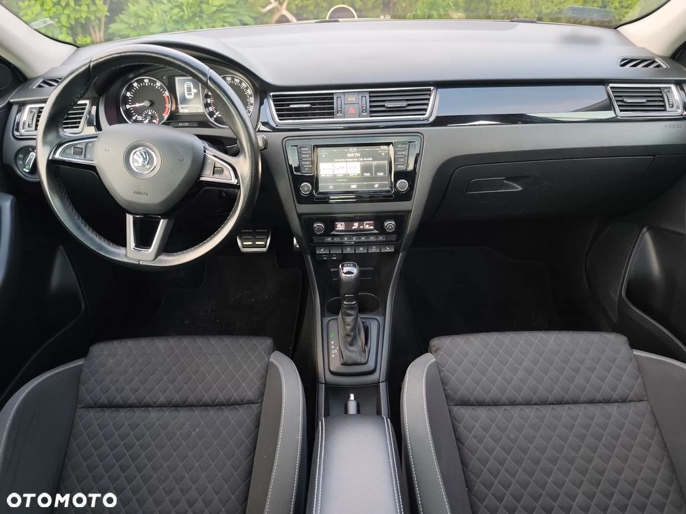 Skoda RAPID 1.2 TSI Emotion Plus DSG - 8