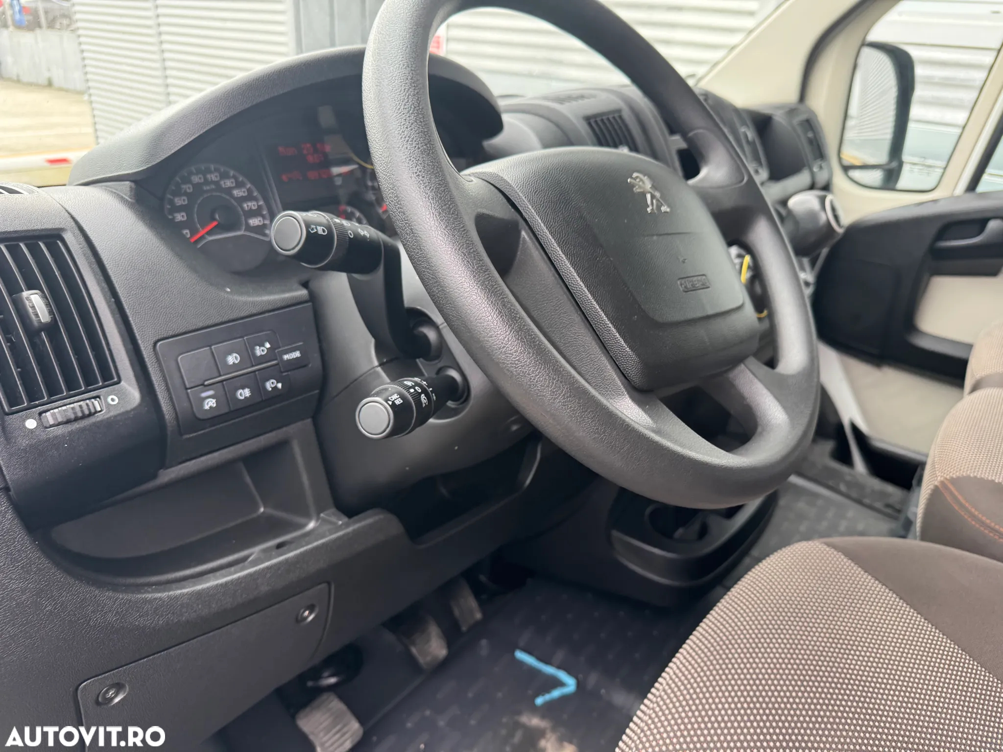 Peugeot BOXER - 14