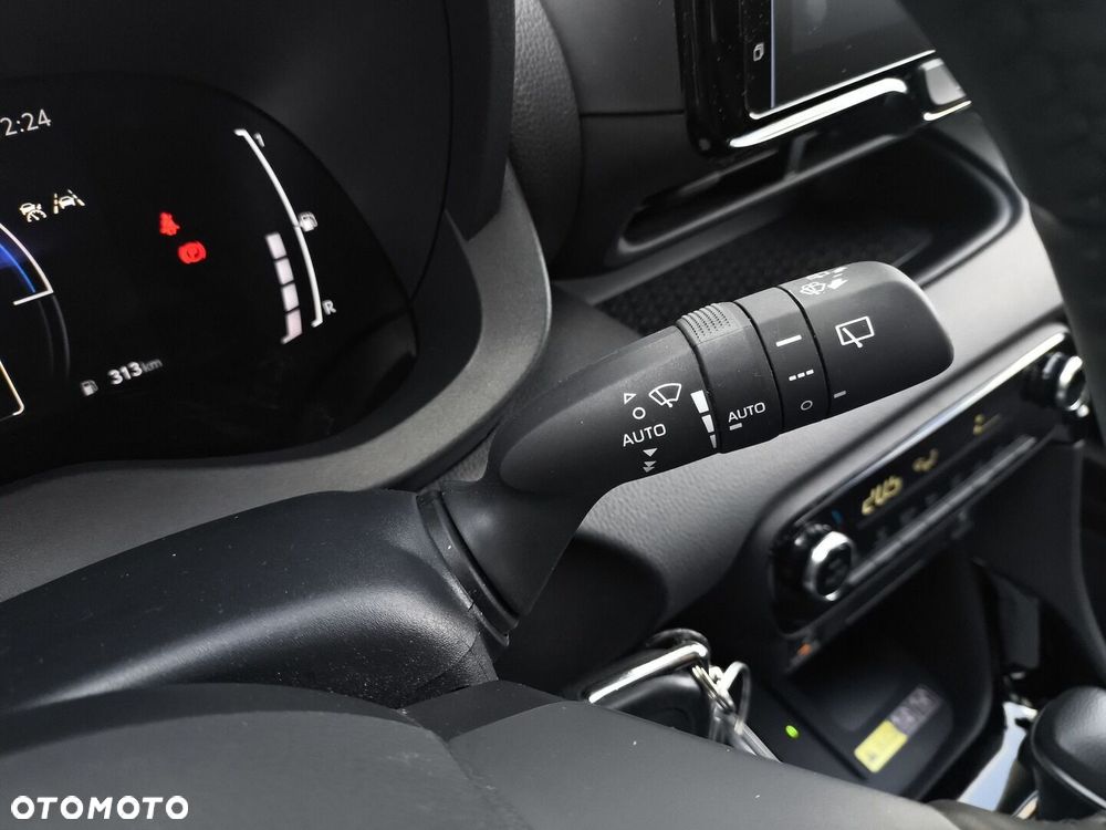 Toyota Yaris Hybrid 1.5 Style - 27