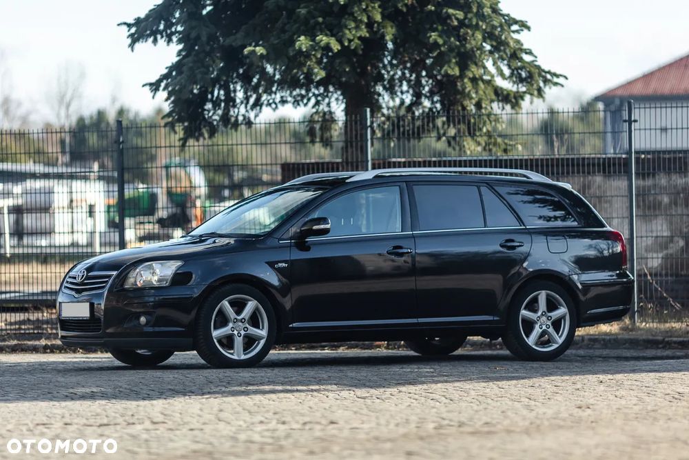Toyota Avensis 2.2 D-4D Prestige - 6