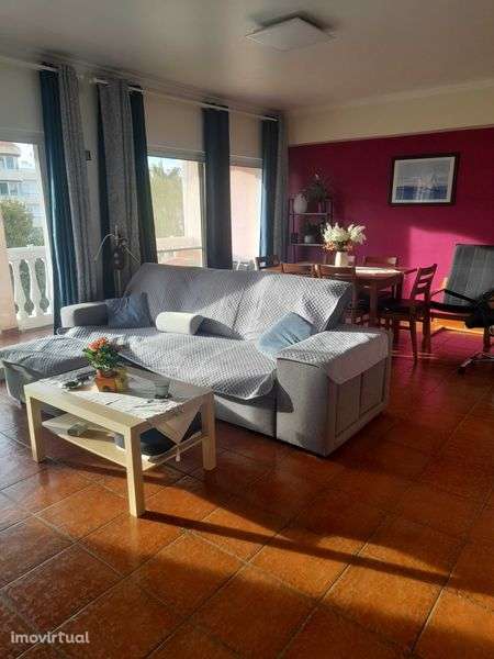 T2 C/Piscina, em zona nobre de Monte Gordo, abril e maio. - Grande imagem: 3/12