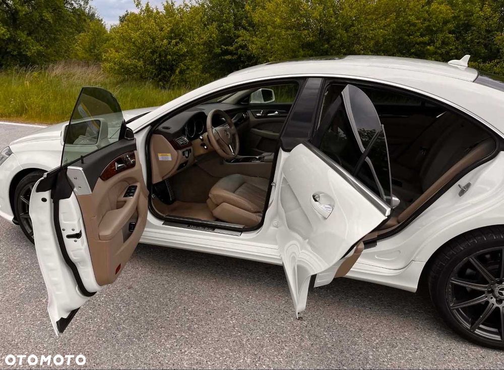 Mercedes-Benz CLS - 4