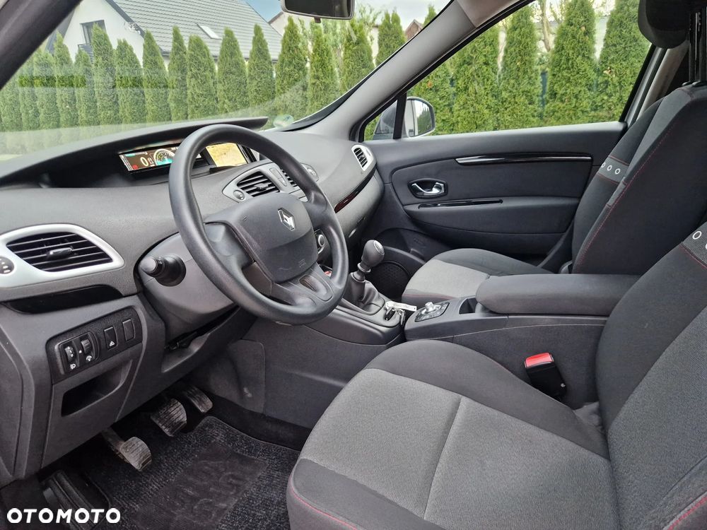 Renault Scenic 1.6 16V 110 TomTom Edition - 33