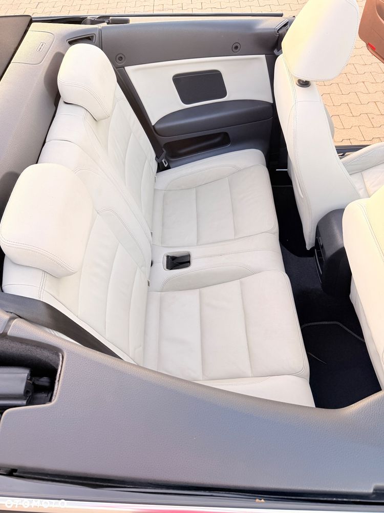 Volkswagen Golf Cabrio - 16
