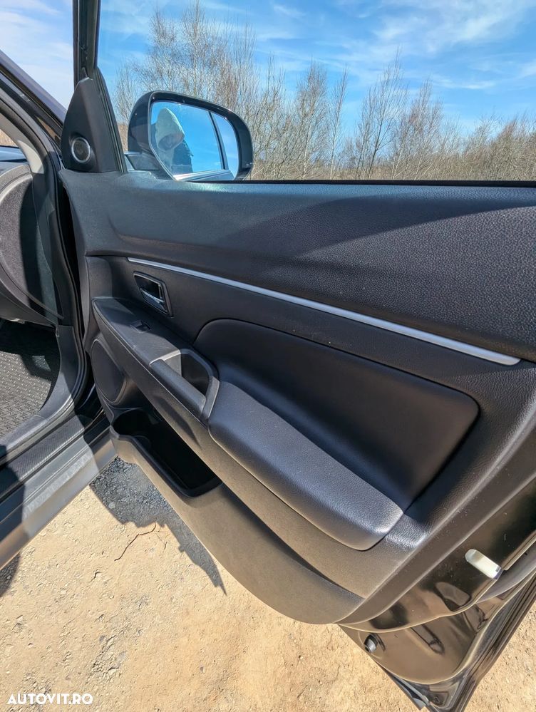 Mitsubishi ASX 1.8 DI-D 4WD Instyle - 15