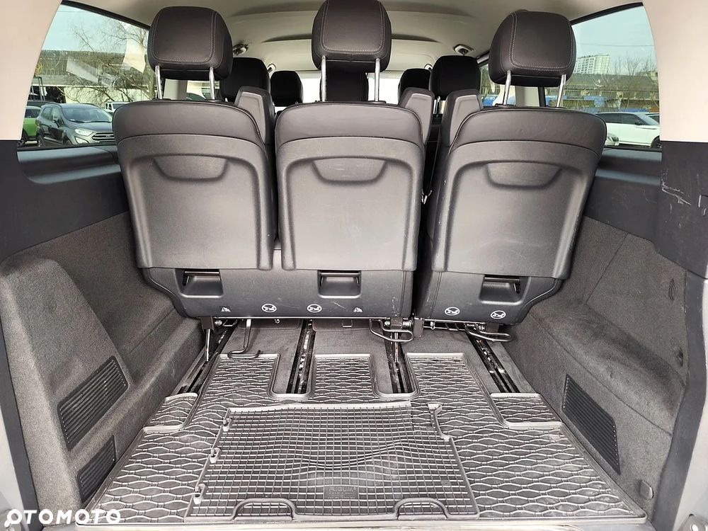 Mercedes-Benz Klasa V 300 d Extralang 4Matic 9G-TRONIC Avantgarde - 7
