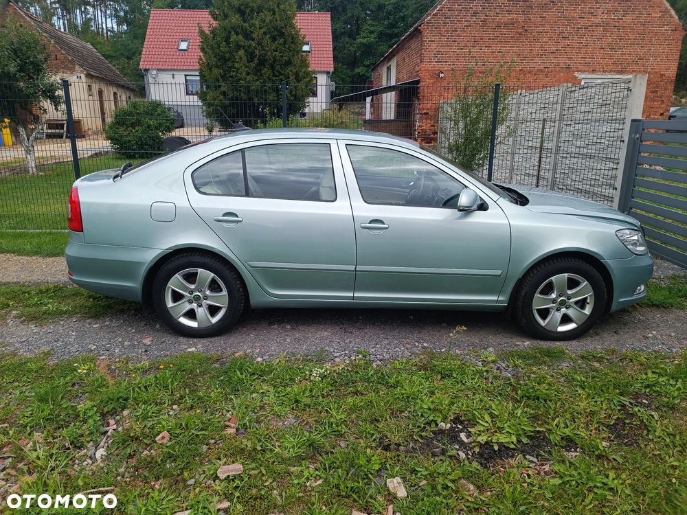 Skoda Octavia 1.4 TSI Elegance DSG - 6