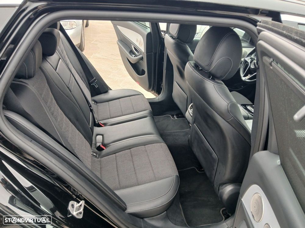 Mercedes-Benz E 300 de 4Matic 9G-TRONIC Avantgarde - 14