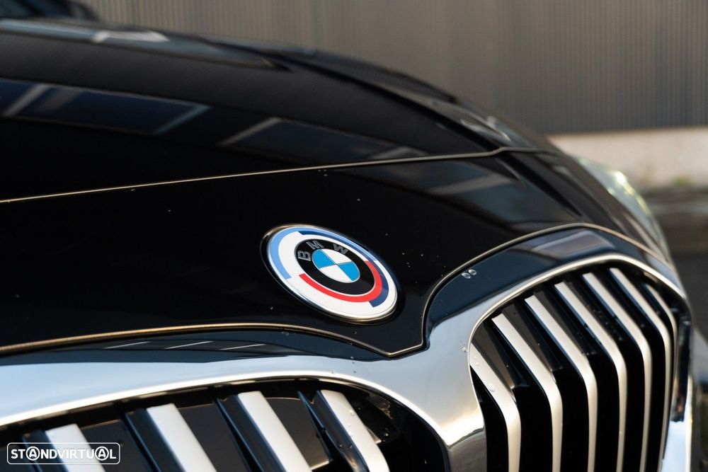 BMW 116 d Pack 50 anos M Auto - 19
