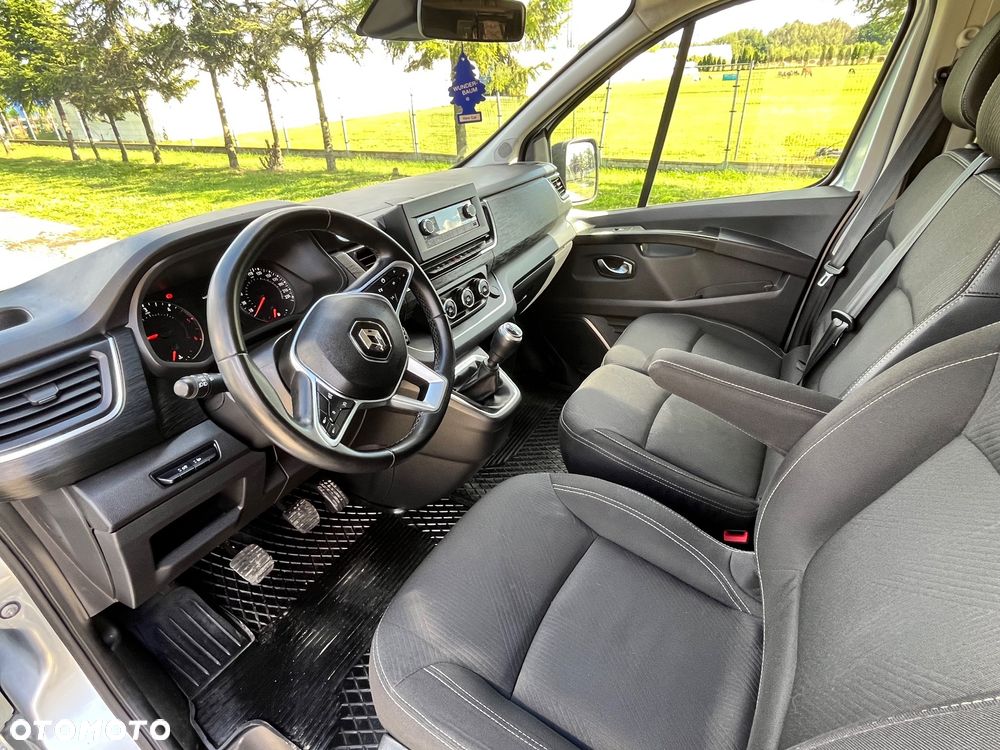 Renault Trafic - 14