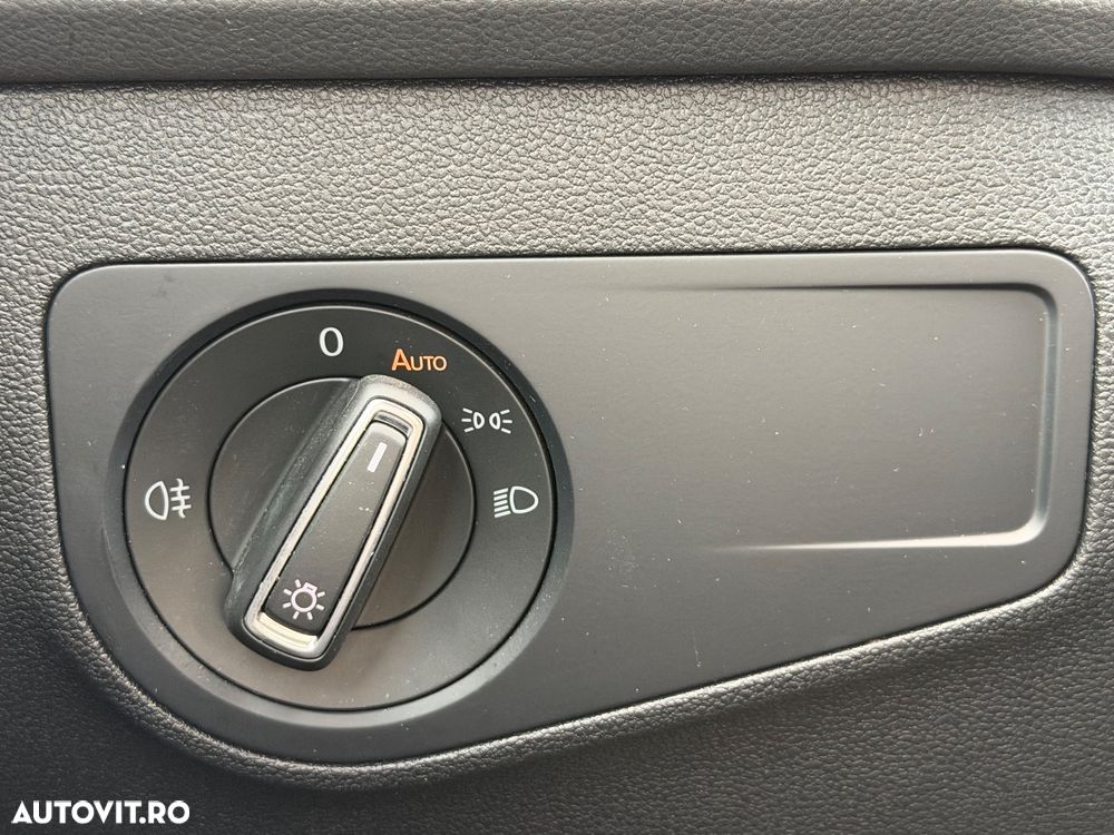 Volkswagen Tiguan - 19