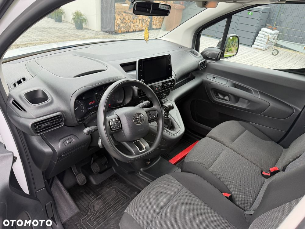 Toyota Proace City - 12