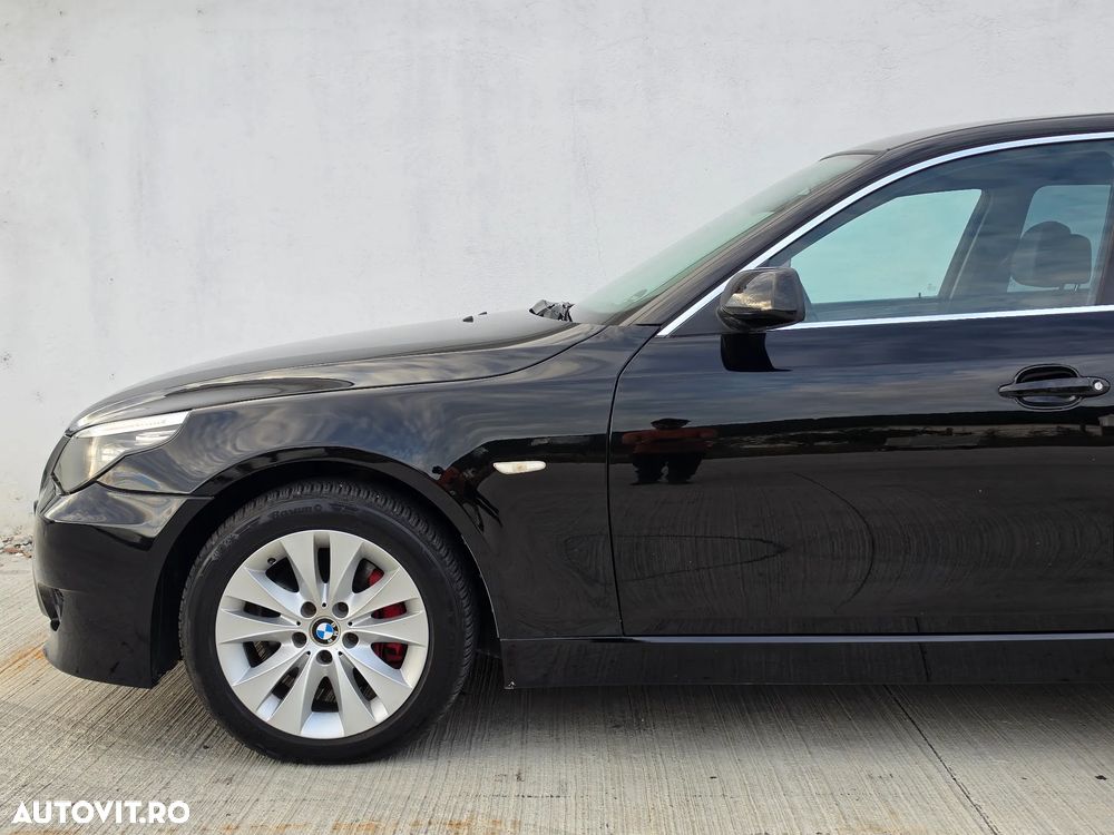 BMW Seria 5 520d Aut. Edition Exclusive - 12