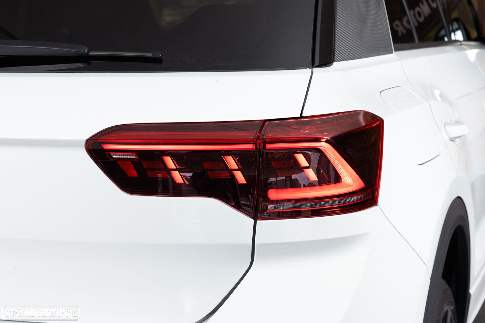 VW T-Roc 1.5 TSI R-Line DSG - 9
