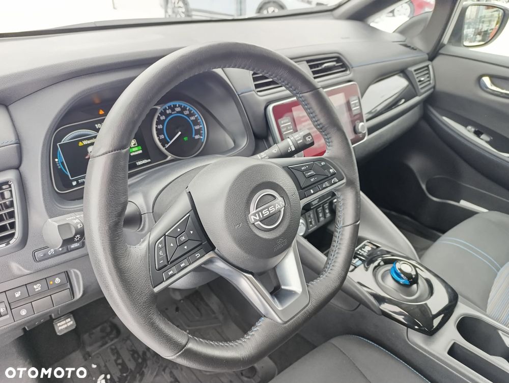 Nissan Leaf 40kWh N-Connecta - 6