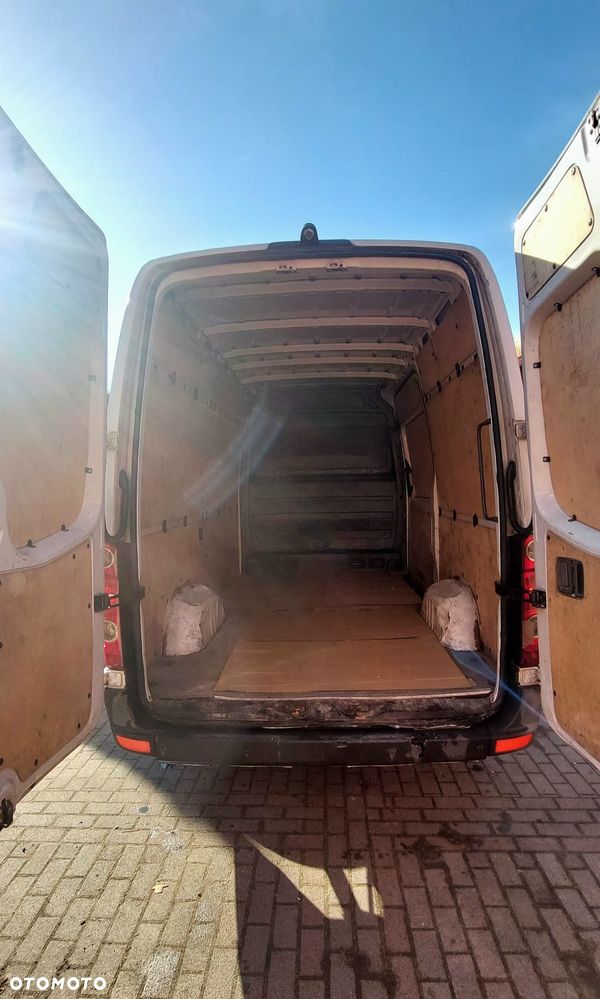 Volkswagen Crafter - 9