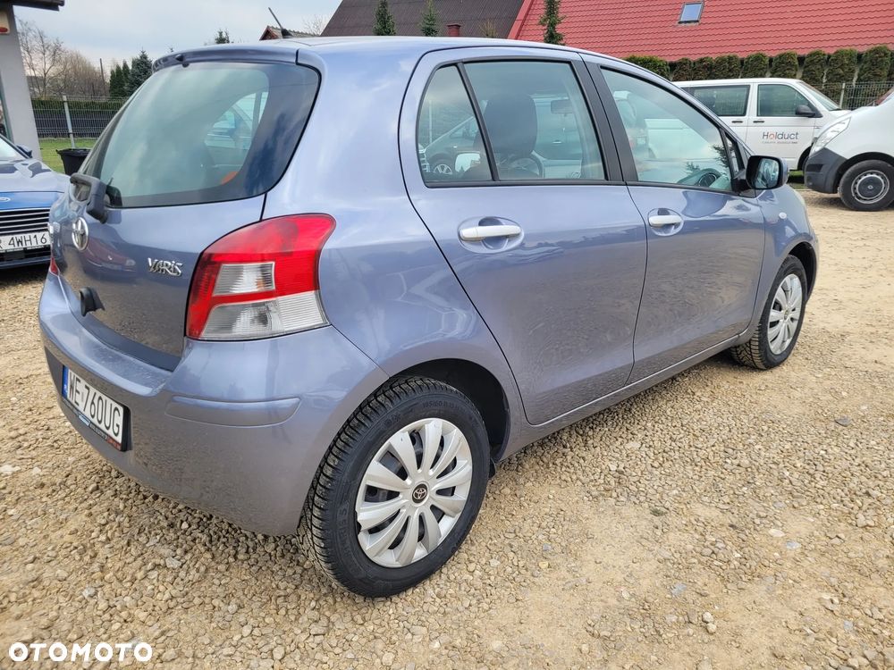 Toyota Yaris 1.0 VVT-i Luna - 2