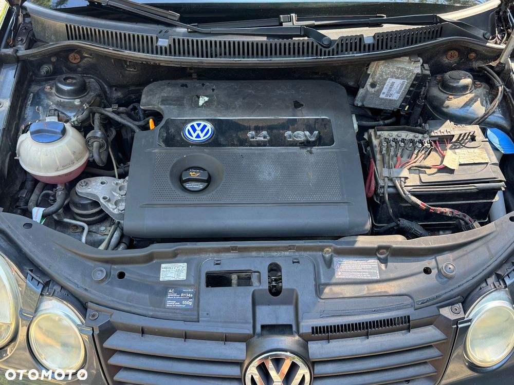 Volkswagen Polo 1.4 16V Comfortline - 20