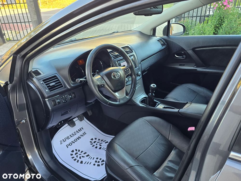Toyota Avensis 1.8 Executive - 26