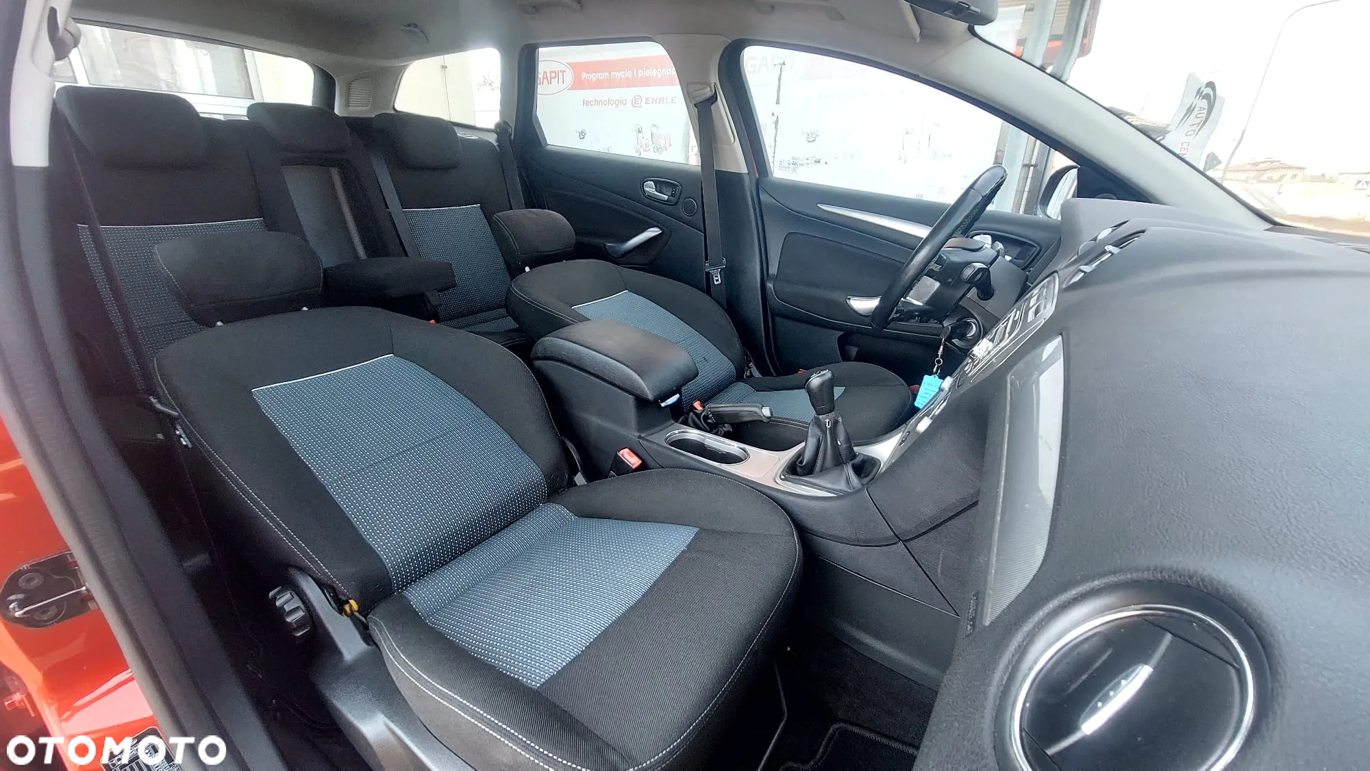 Ford Mondeo 2.0 Silver X Plus - 20