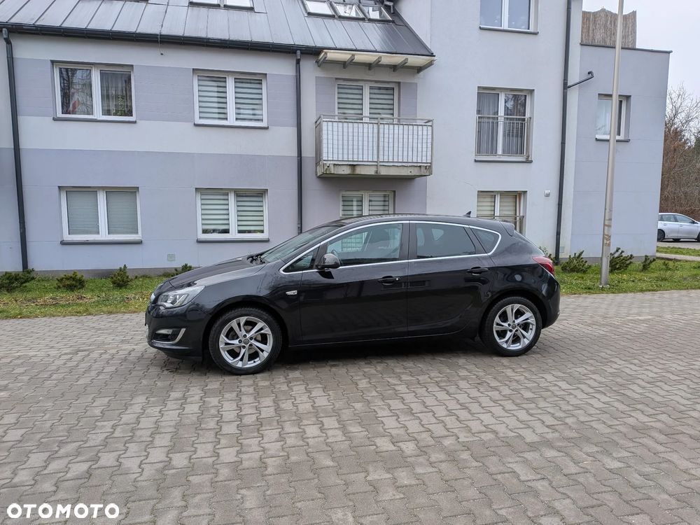 Opel Astra 1.4 Turbo Selection - 3