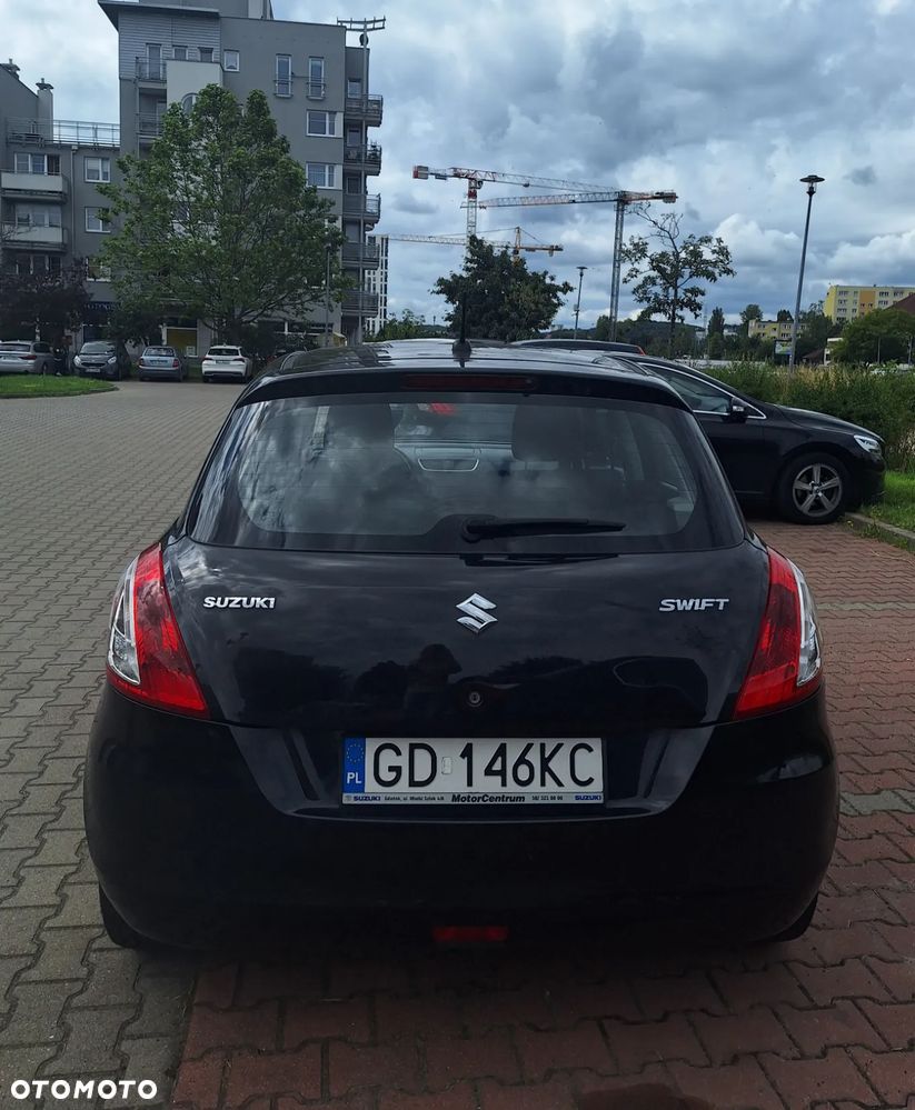 Suzuki Swift 1.2 Club - 3