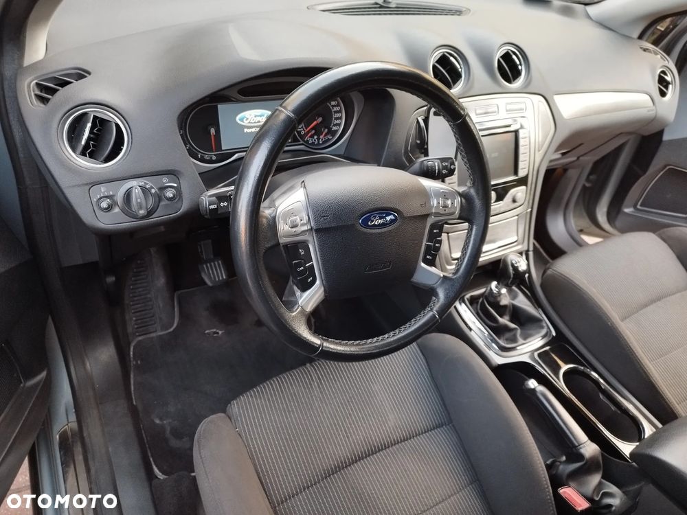 Ford Mondeo 2.0 TDCi Titanium - 15