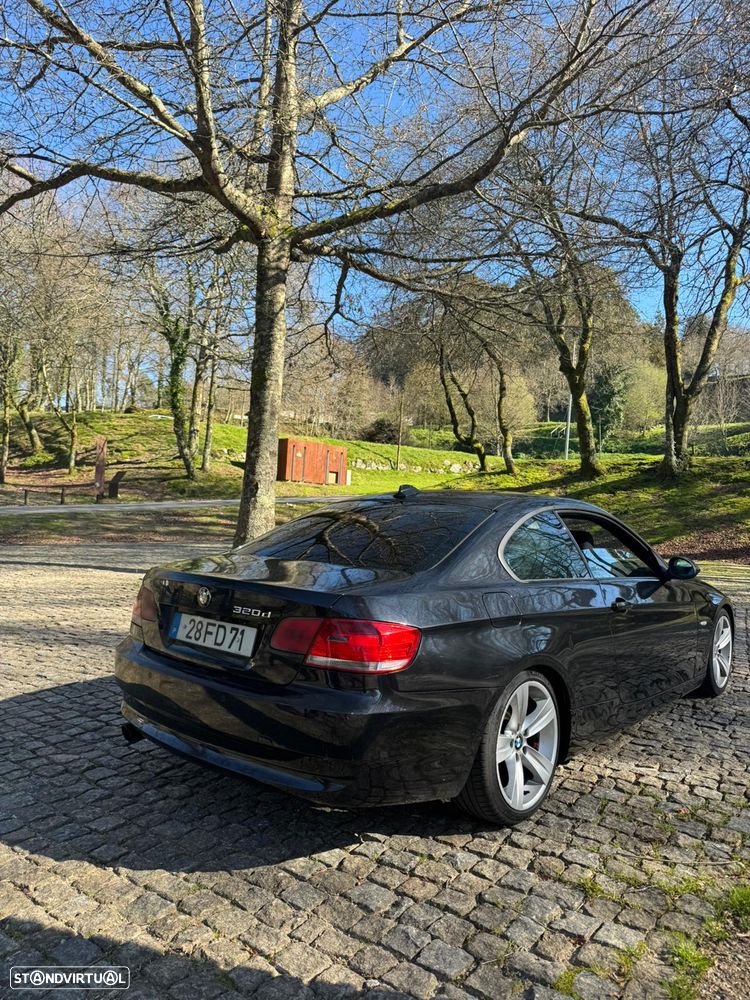 BMW 320 d Coupe - 3