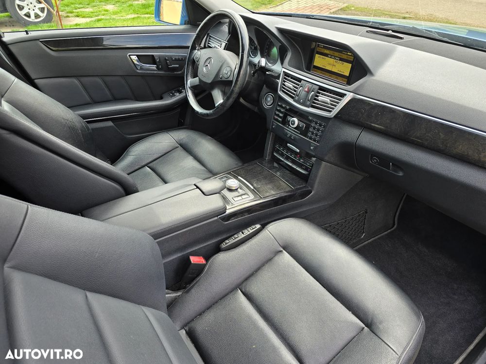 Mercedes-Benz E 350 CDI DPF BlueEFFICIENCY 7G-TRONIC Avantgarde - 7