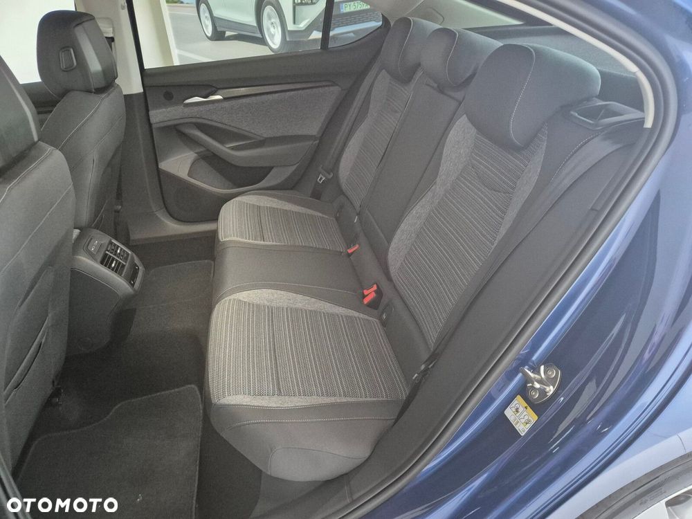 Skoda Superb 2.0 TSI Selection DSG - 16