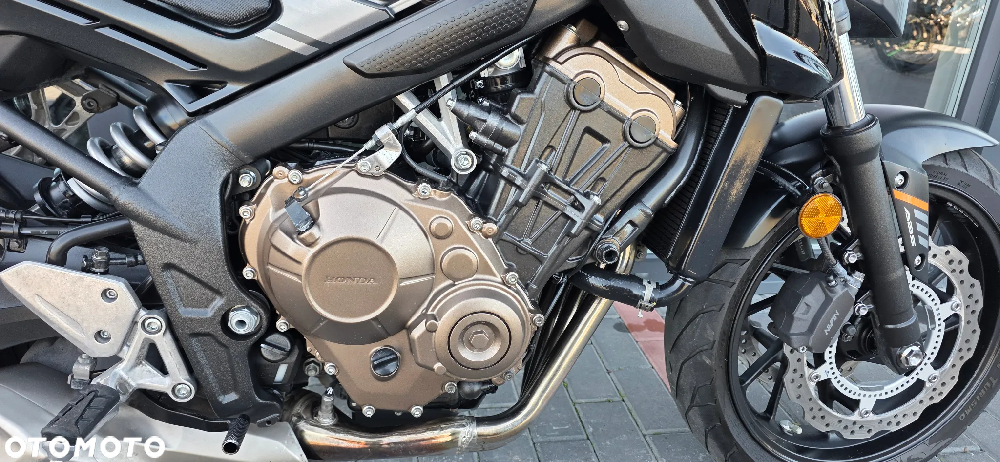 Honda CB - 15