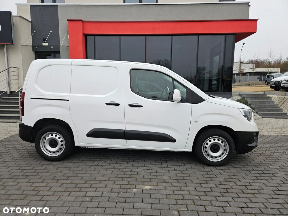 Opel COMBO 1.5CDTI 102KM - 2