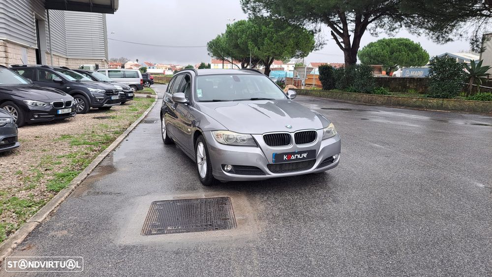 BMW 320 d Touring LifeStyle Auto - 13