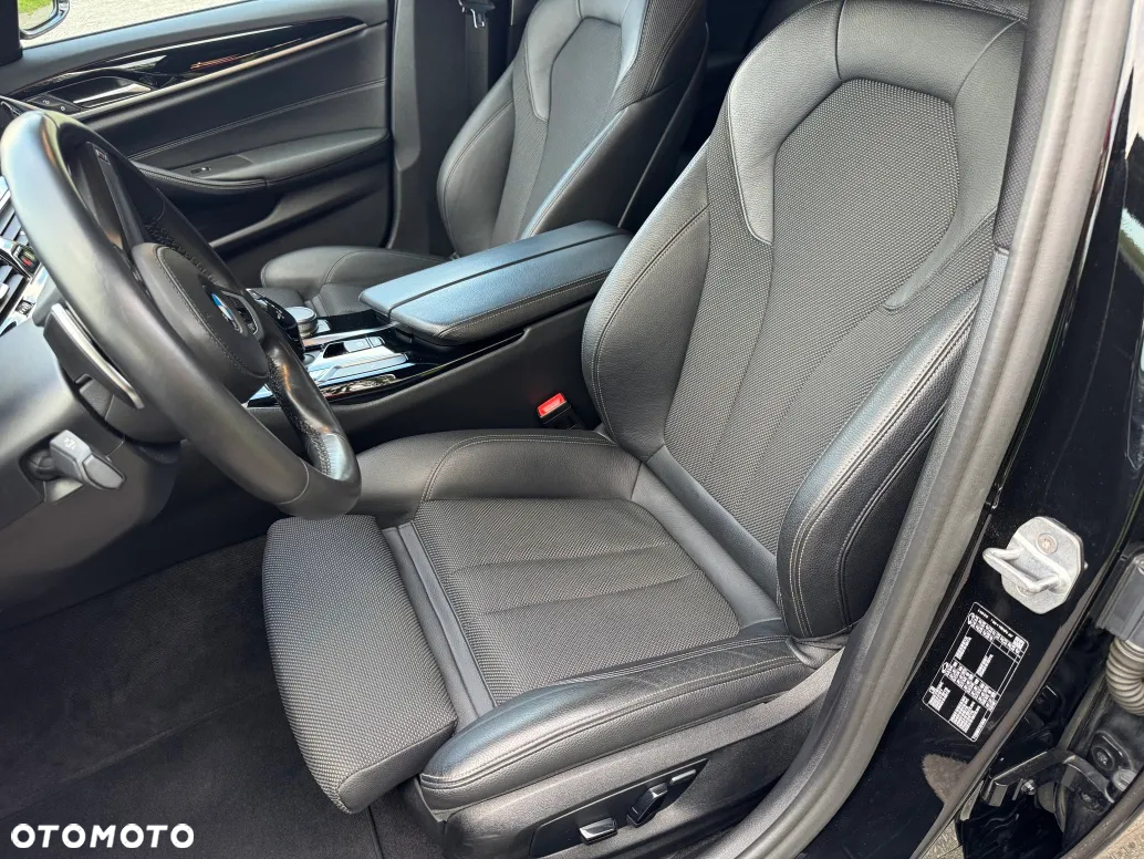 BMW Seria 5 520d Sport Line sport - 7